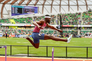 11 Benefits Hurdling Offers for Overall Physical Health & Wellbeing